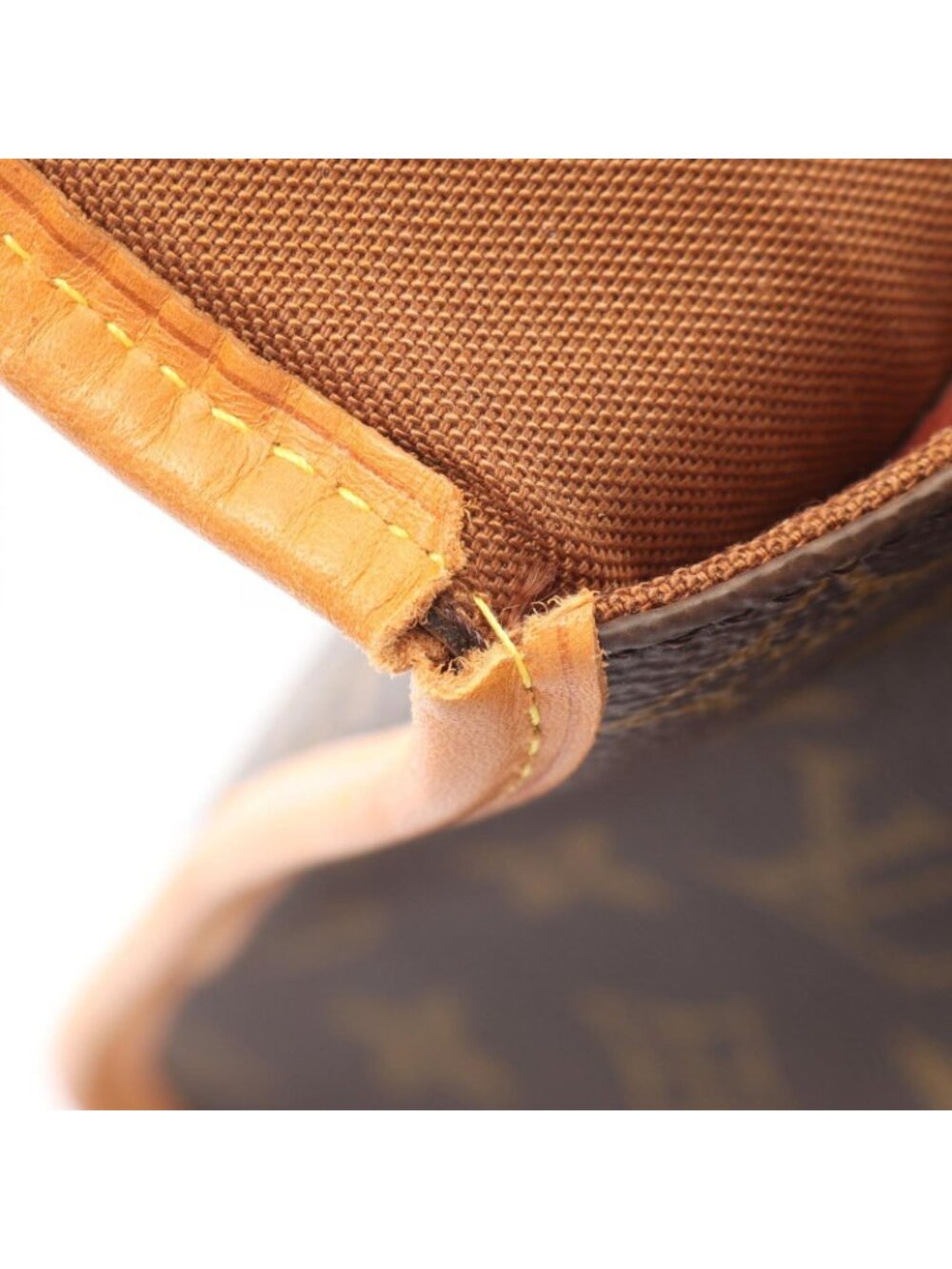 Louis Vuitton Handbag Bel Air Leather - Picture 6 of 13